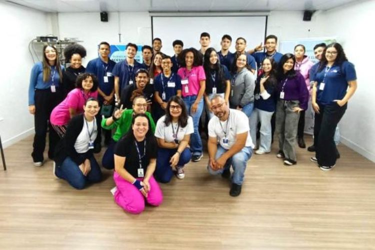 Estagiários e aprendizes de empresa participam do projeto Vivência